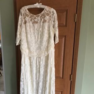 Plus size (4x) Wedding Dress
